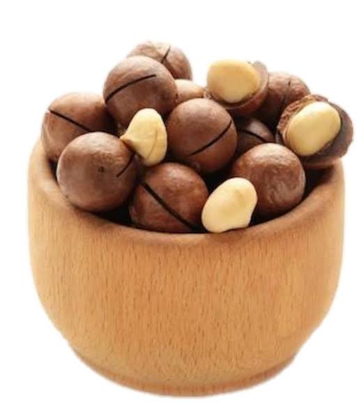 Macadamia with shell
